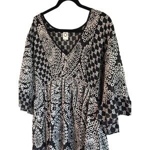 NEW Akemi + Kin Anthropologie Black White Embroidered Eyelet Mini Dress Size 10